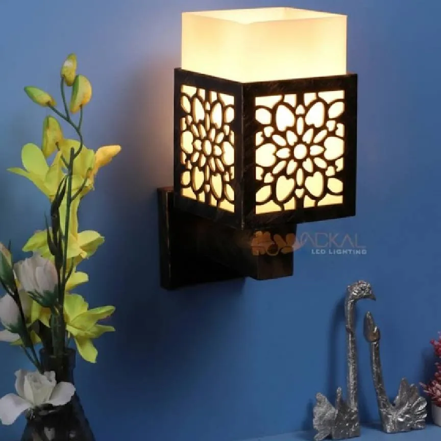 WALL LIGHT MODEL (1155) FLOWER